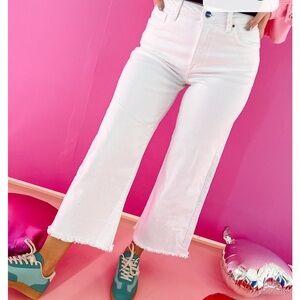 Stylish White Cropped Jeans